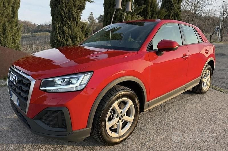 Usata Audi Q2 Advanced 190 CV (139 kW) 2024 Rosso SUV