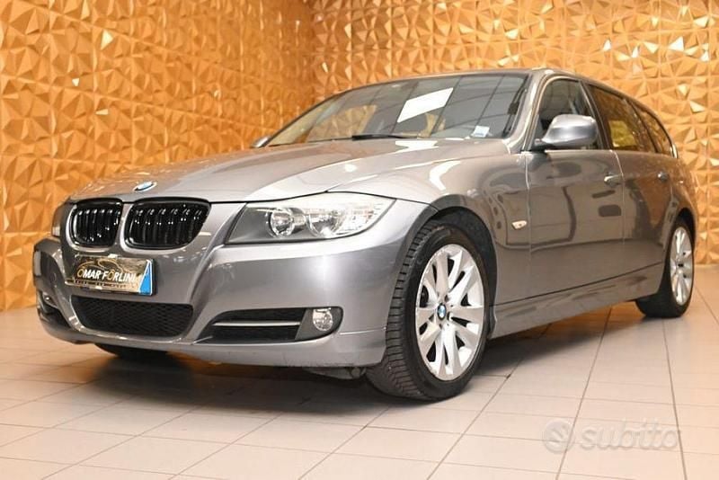 Usata BMW 318 Comfort Edition 143 CV (105 kW) 2012 Grigio Station wagon
