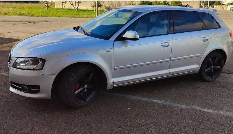 Usata Audi A3 Ambition 160 CV (117 kW) 2011 Argento Utilitaria