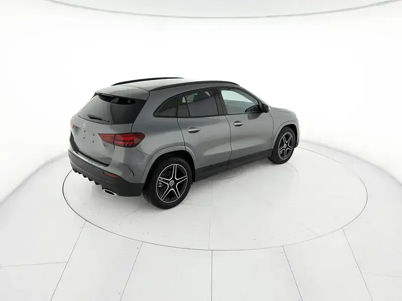 Nuova Mercedes GLA200 AMG line 150 CV (110 kW) 2026 Grigio SUV