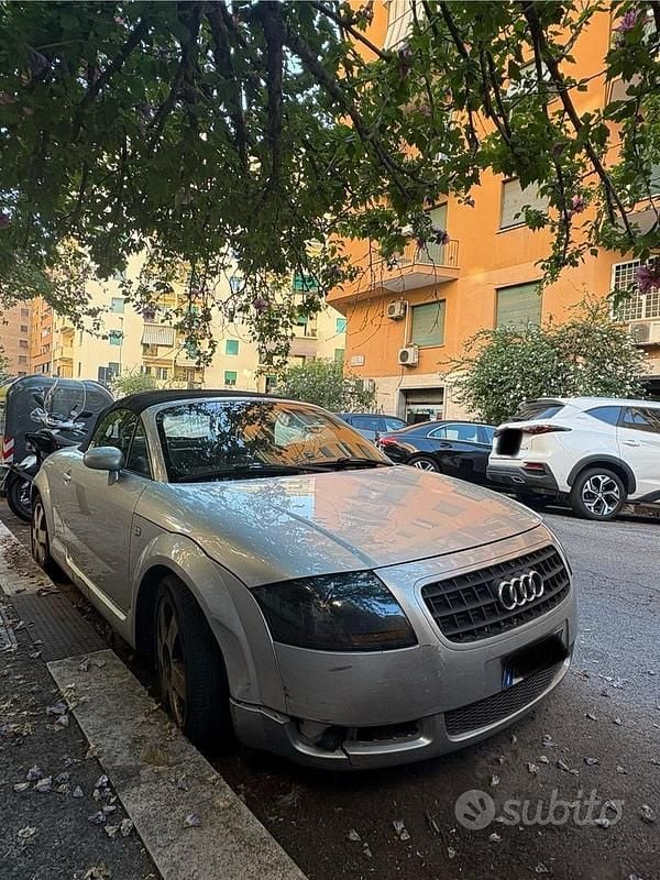 Usata Audi TT Roadster Design 190 CV (139 kW) 2003 Grigio Cabrio