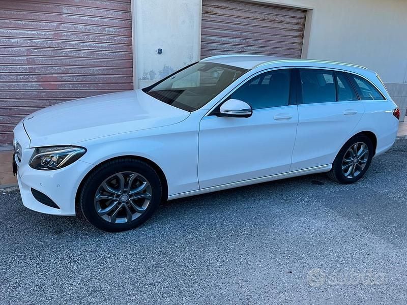 Usata Mercedes C220 170 CV (125 kW) 2017 Bianco Station wagon