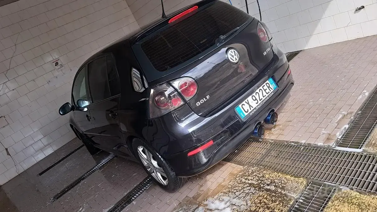 Usata VW Golf IV 115 CV (84 kW) 2005 Nero Berlina