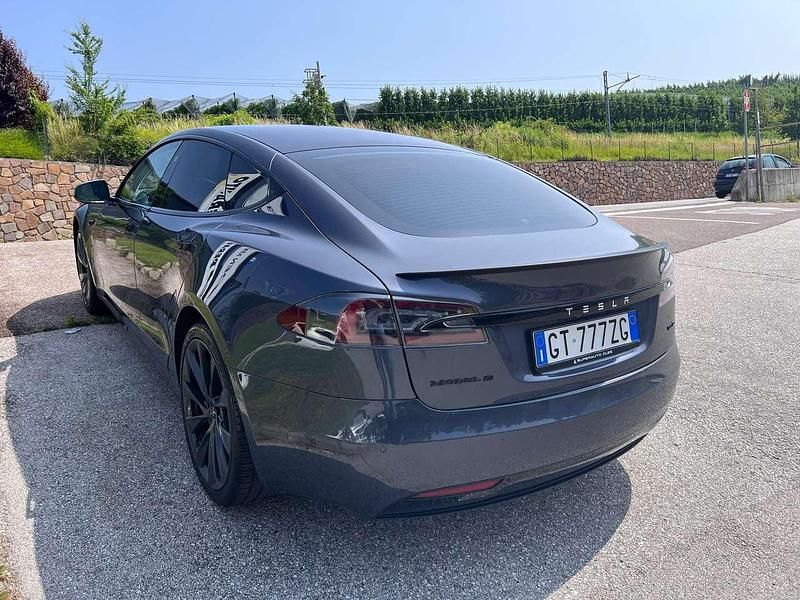 Usata Tesla Model S 135 kW (184 CV) 2019 Grigio Utilitaria
