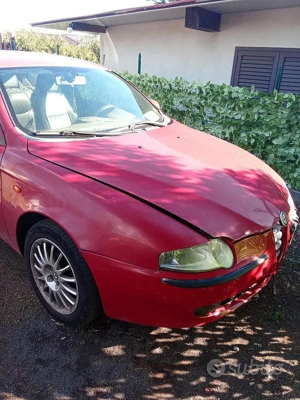 Usata Alfa Romeo 145 90 CV (66 kW) 2010 Utilitaria