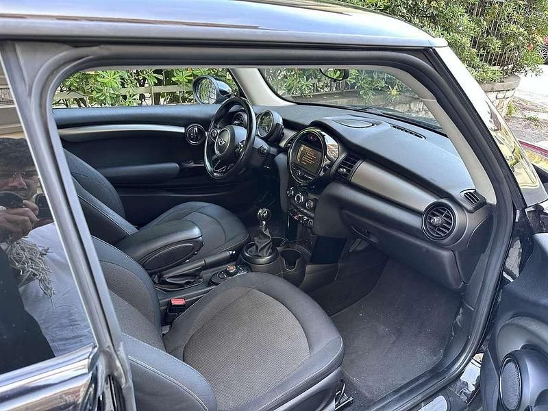 Usata Mini One D Business 95 CV (69 kW) 2016 Nero Utilitaria