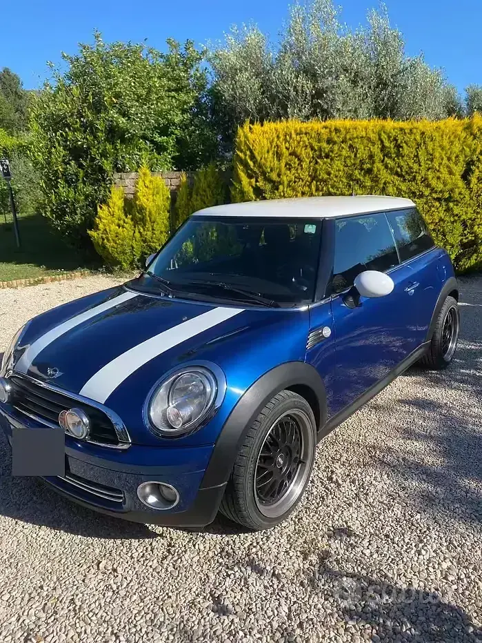 Usata Mini Cooper 122 CV (89 kW) 2017 Utilitaria