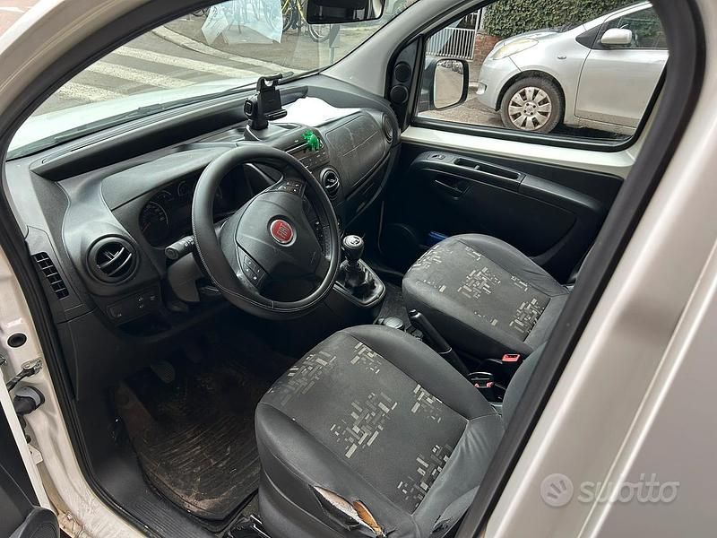 Usata Fiat Qubo Trekking 77 CV (56 kW) 2012 Bianco Monovolume