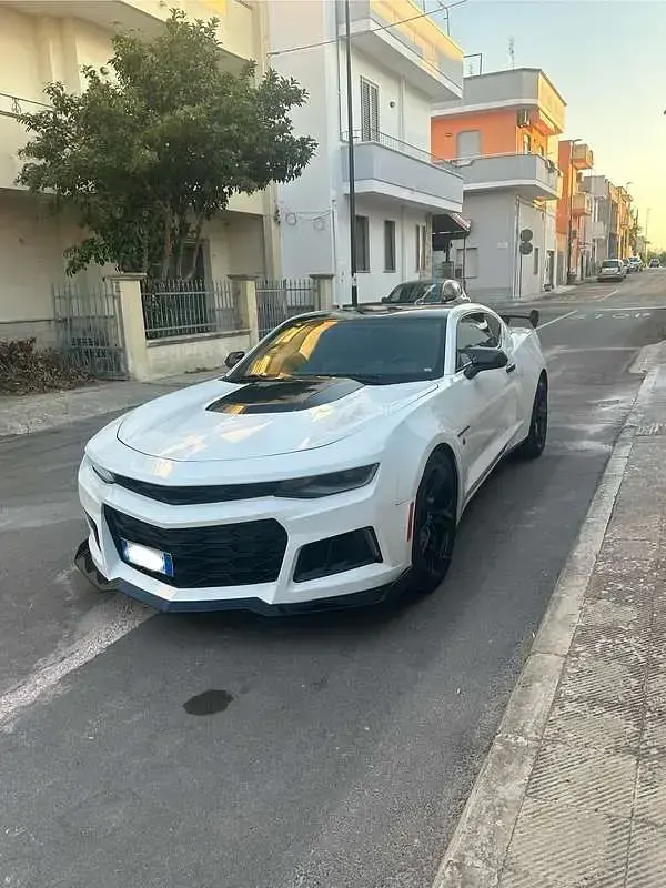 Usata Chevrolet Camaro 340 CV (250 kW) 2020 Bianco Coupé