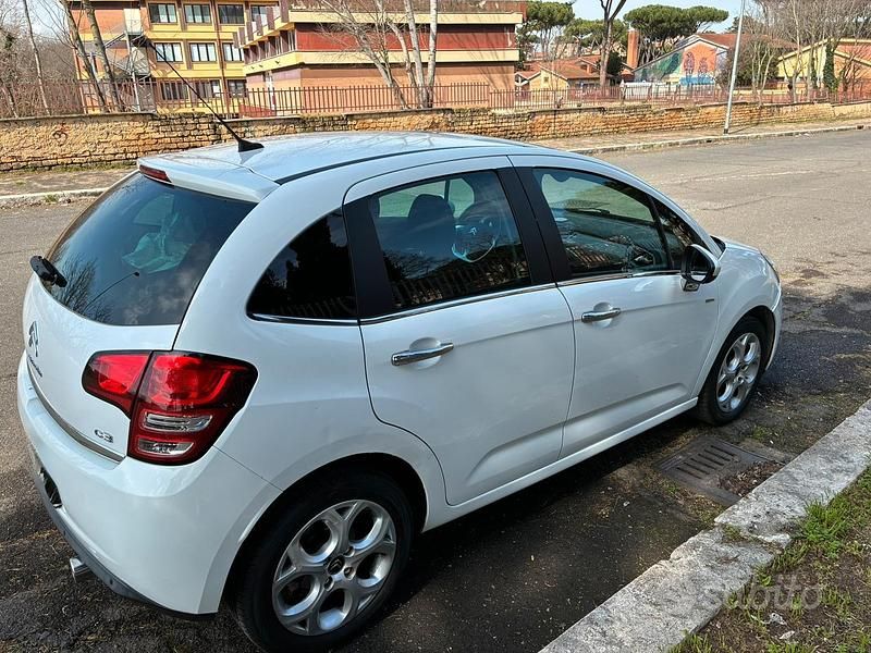 Usata Citroën C3 110 CV (80 kW) 2012 Bianco Utilitaria