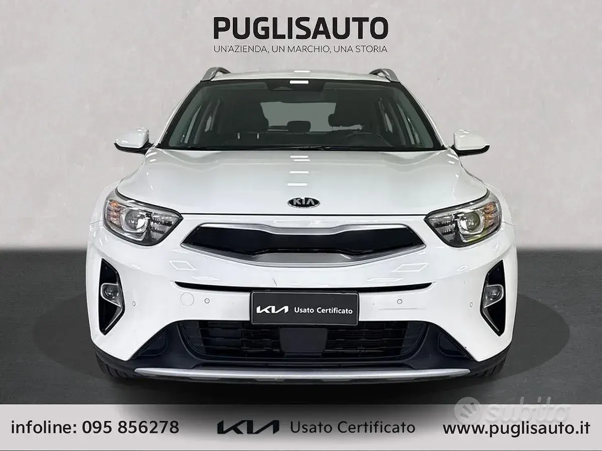 Usata Kia Stonic Style 84 CV (61 kW) 2021 Grigio SUV