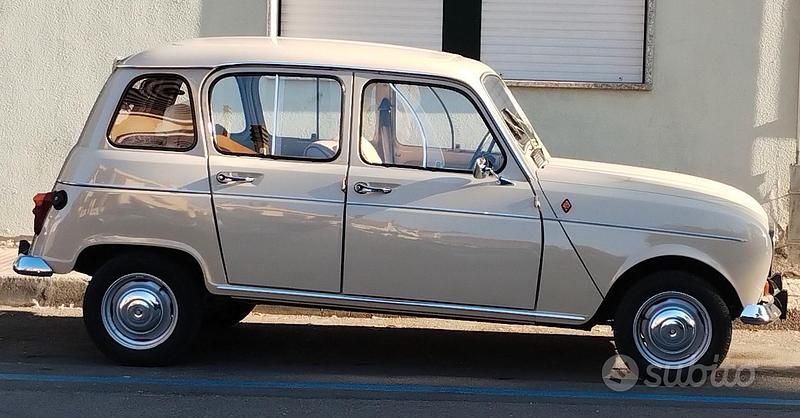 Usata Renault R4 34 CV (25 kW) 1970 Marrone Berlina