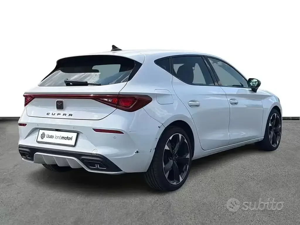 Usata Cupra Leon 150 CV (110 kW) 2023 Bianco Berlina