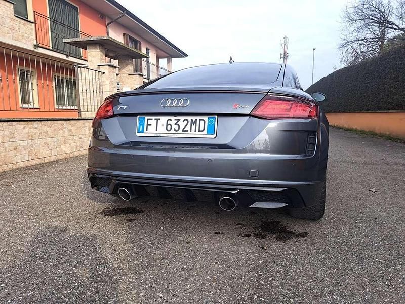 Usata Audi TT Ambiente 197 CV (144 kW) 2019 Grigio Coupé