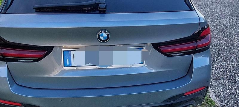 Usata BMW 520 M Sport 190 CV (139 kW) 2023 Grigio Station wagon