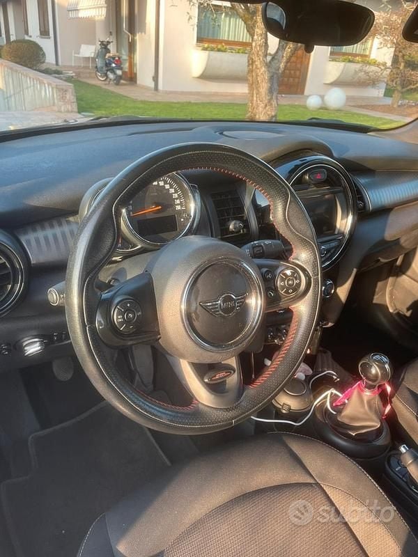 Usata Mini One Cabriolet 102 CV (75 kW) 2018 Grigio Cabrio