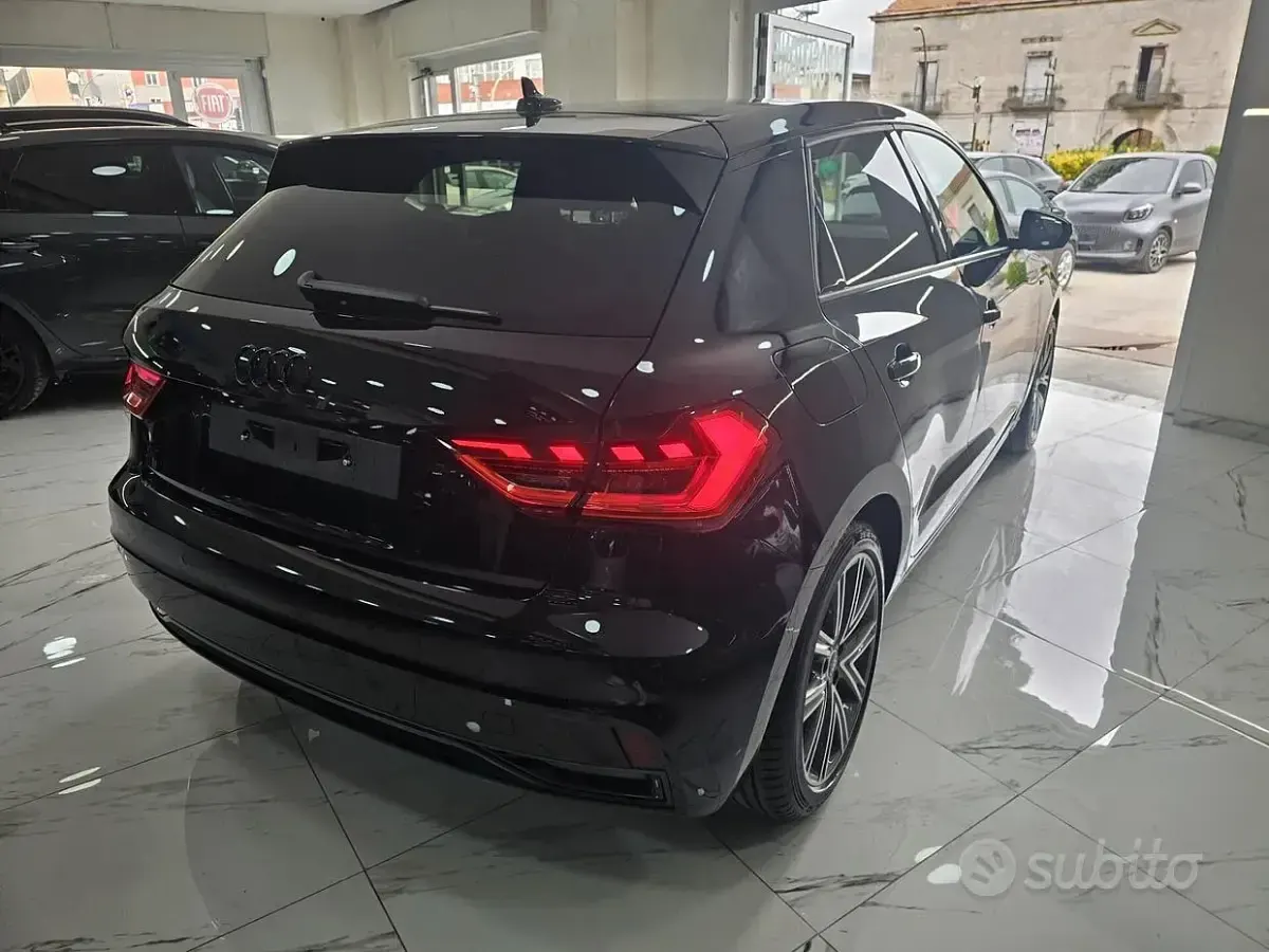 Usata Audi A1 Comfort 116 CV (85 kW) 2025 Nero SUV