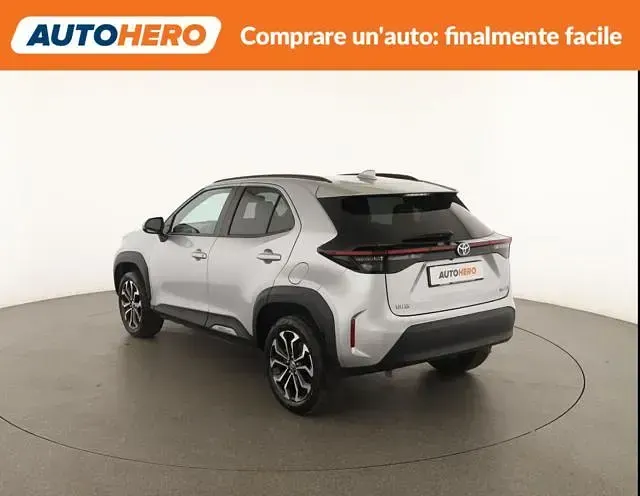 Usata Toyota Yaris Cross Trend 92 CV (67 kW) 2023 Grigio SUV