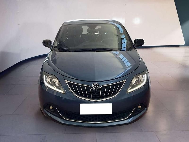 Blu/azzurro Usata 2022 Lancia Ypsilon Gold Due volumi | 11.900 € (Buon prezzo) - Immagine 1/4
