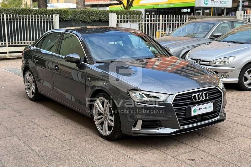 Usata Audi A3 Sport 116 CV (85 kW) 2019 Grigio Berlina