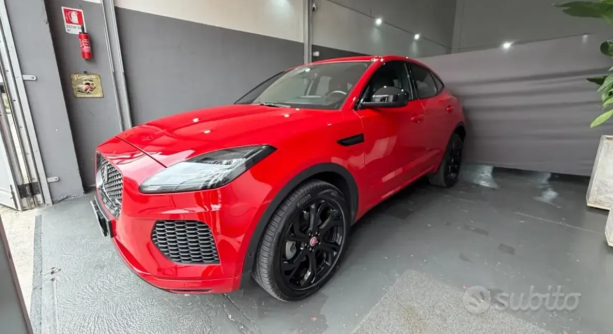 Usata Jaguar E-Pace First Edition 180 CV (132 kW) 2018 Rosso SUV