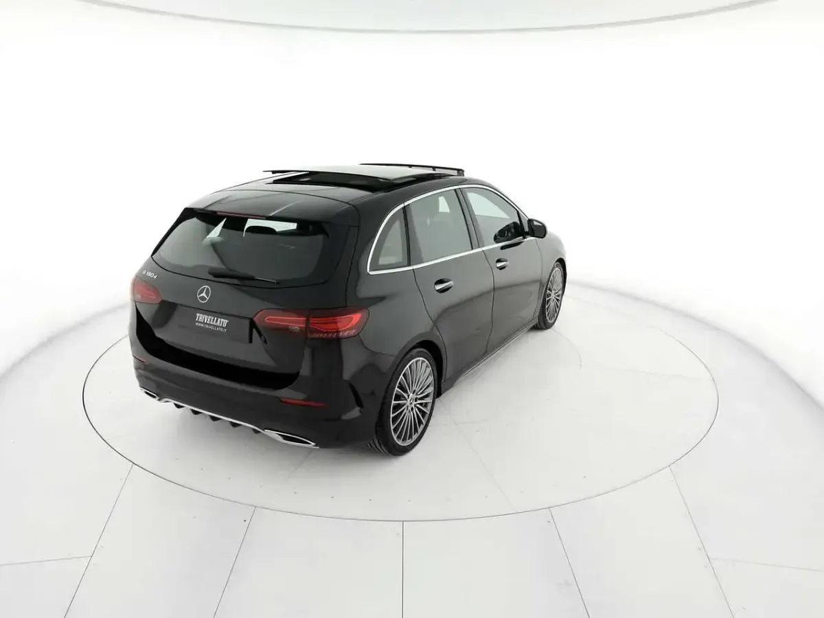 Usata Mercedes B180 Advanced Plus 116 CV (85 kW) 2023 Nero Utilitaria