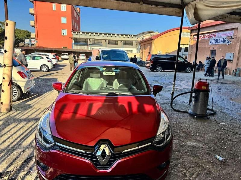 Usata Renault Clio IV Life 75 CV (55 kW) 2017 Berlina