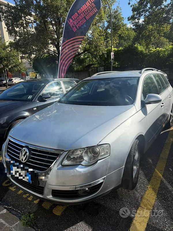Grigio Usata 2006 VW Passat Station wagon | 2900 € (Buon prezzo) - Immagine 1/4