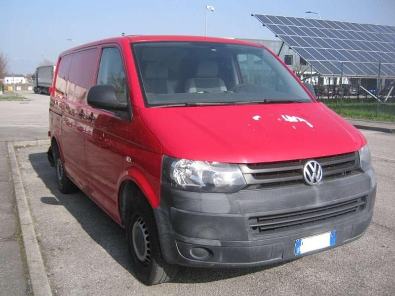 Usata VW Transporter 102 CV (75 kW) 2015 Rosso Furgone