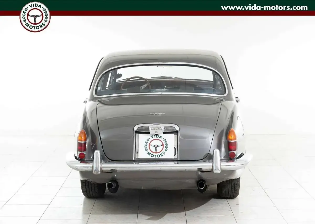 Usata Jaguar MK II S 211 CV (155 kW) 1967 Grigio Berlina
