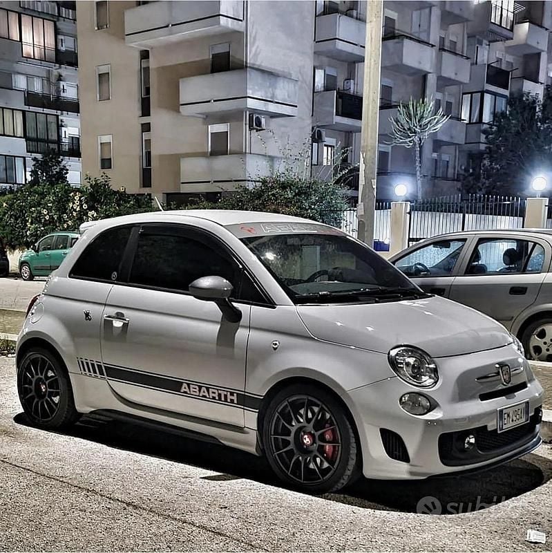 Usata Abarth 500 Custom 135 CV (99 kW) 2012 Berlina