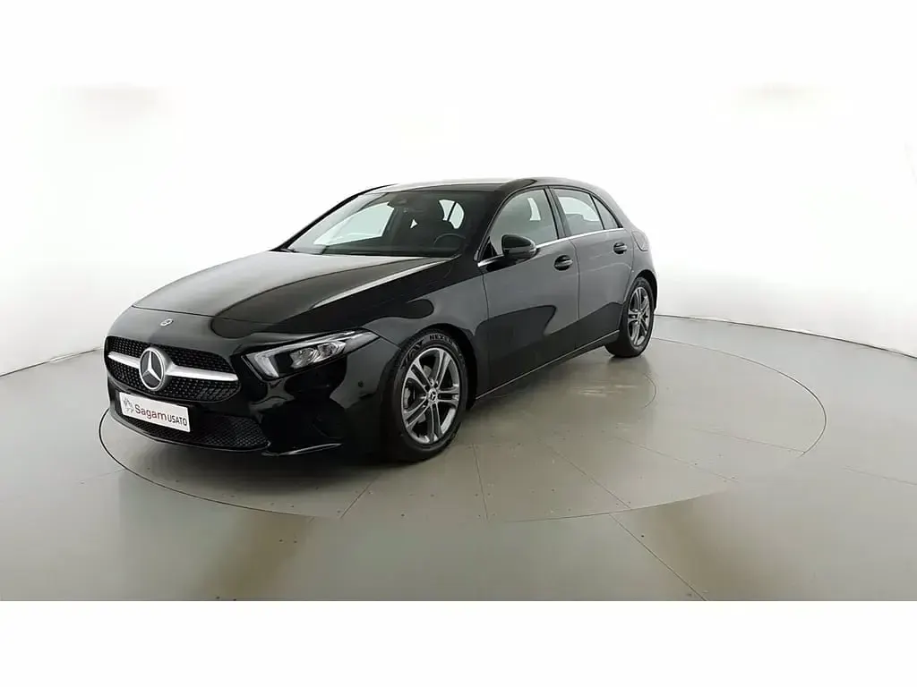 Usata Mercedes A180 Business 116 CV (85 kW) 2018 Berlina
