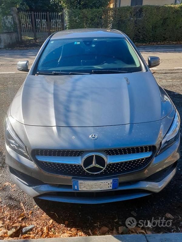 Usata Mercedes CLA200 AMG 2017 Grigio Berlina