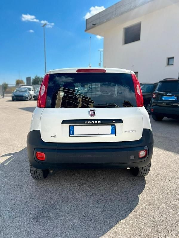 Begagnad Fiat Panda Pop 70 HK (51 kW) 2020 Vit Halvkombi