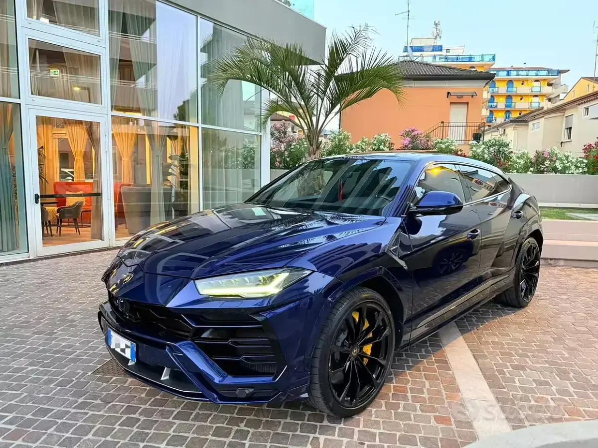 Usata Lamborghini Urus 650 CV (478 kW) 2020 SUV