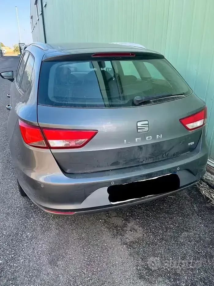 Usata Seat Leon ST 105 CV (77 kW) 2015 Station wagon