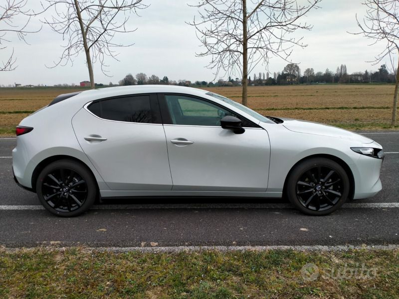 Usata Mazda 3 Homura-Line 150 CV (110 kW) 2024 Grigio Berlina
