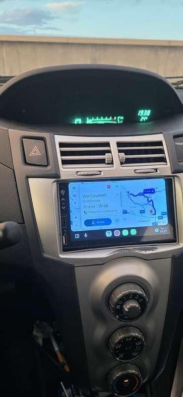 Usata 2009 Toyota Yaris Sol Due volumi | 3000 € (Super prezzo) - Immagine 1/4