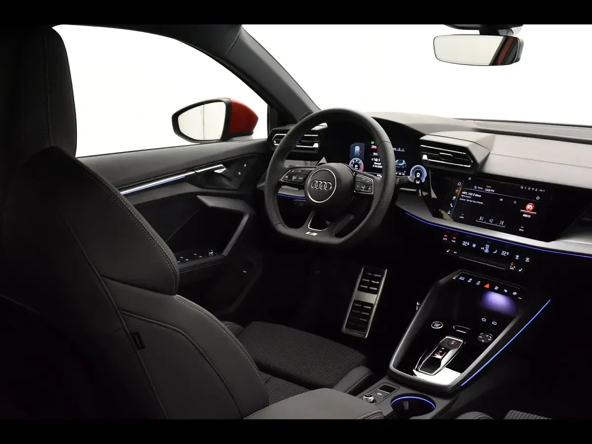 Usata Audi A3 Ambiente 150 CV (110 kW) 2025 Rosso Berlina