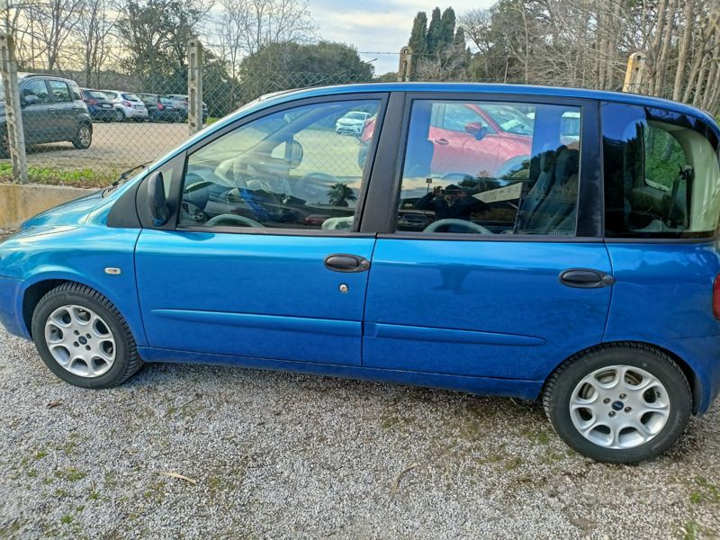 Usata 2006 Fiat Multipla Monovolume | 3600 € (Molto cara) - Immagine 1/4