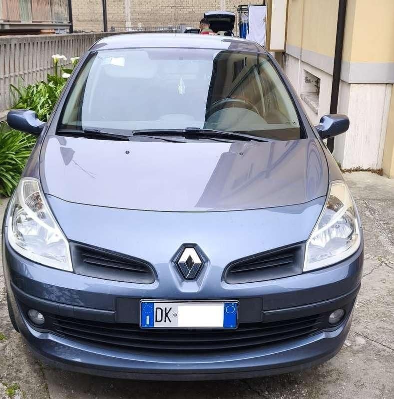 Usata Renault Clio II Rip Curl 101 CV (74 kW) 2008 Grigio Berlina