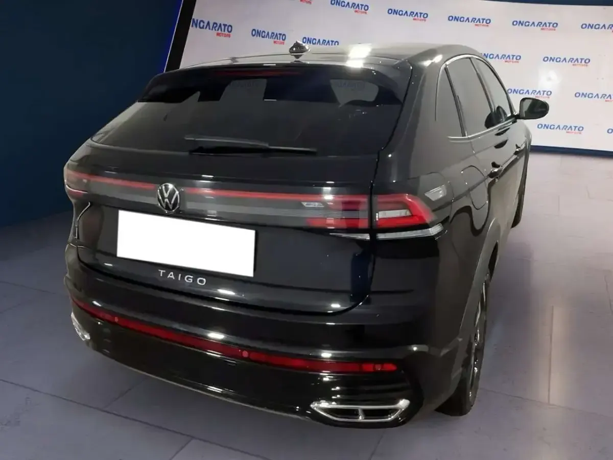 Usata VW Taigo R-line 116 CV (85 kW) 2025 Nero SUV