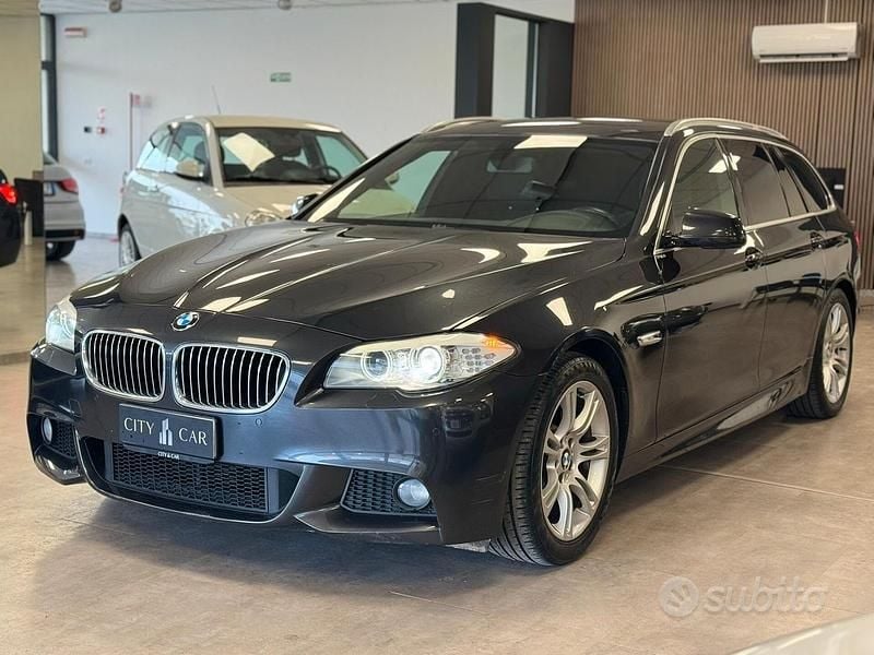 Usata BMW 525 Efficient Dynamics 218 CV (160 kW) 2012 Nero Station wagon