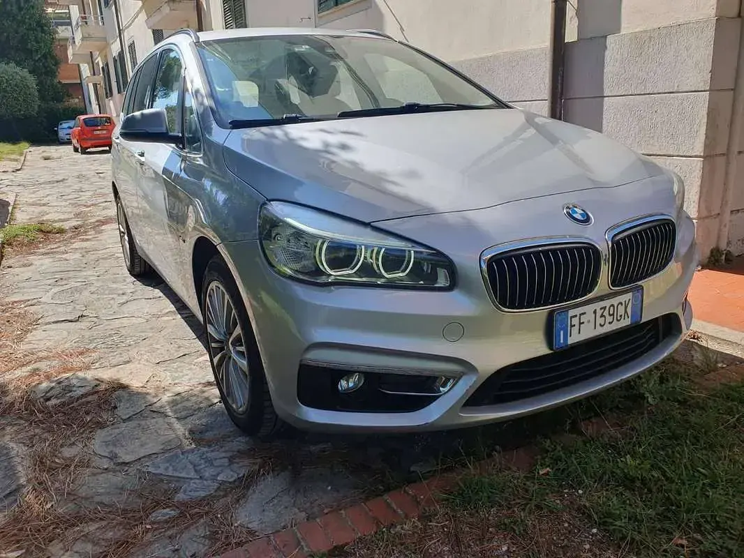 Usata BMW 218 Luxury Line 150 CV (110 kW) 2016 Argento Monovolume