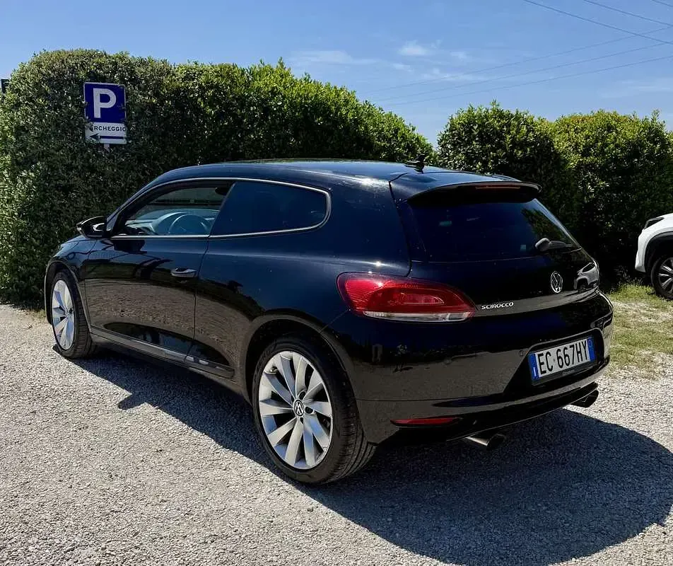 Usata VW Scirocco 160 CV (117 kW) 2010 Nero Coupé