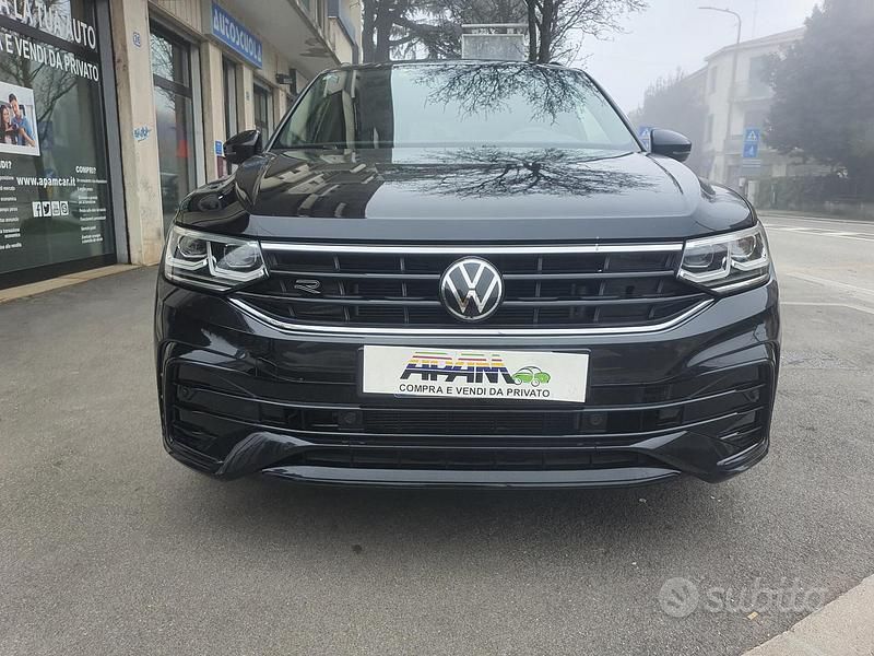 Usata VW Tiguan R-line 150 CV (110 kW) 2023 Nero SUV