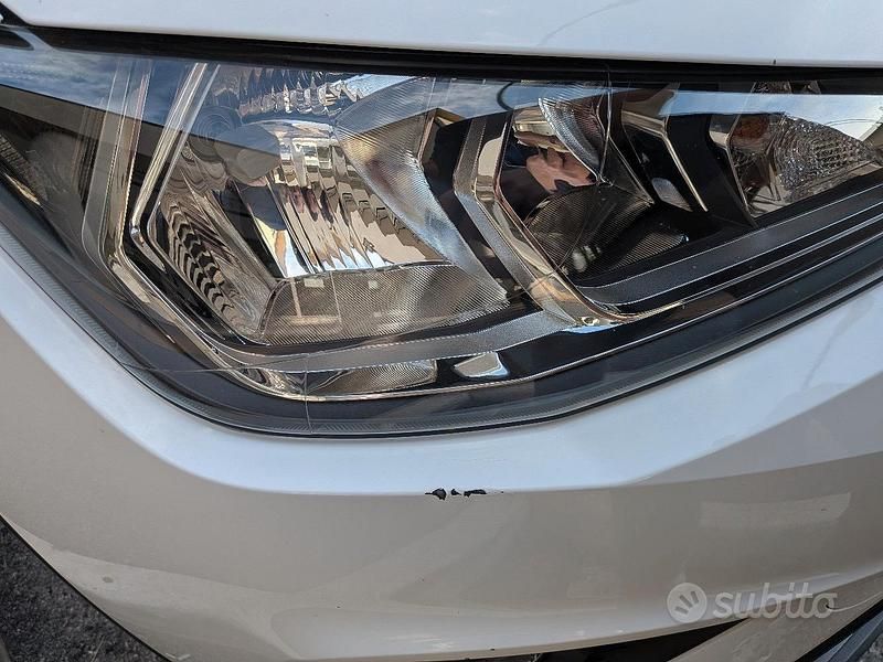 Usata Seat Arona Style 95 CV (69 kW) 2019 Bianco SUV