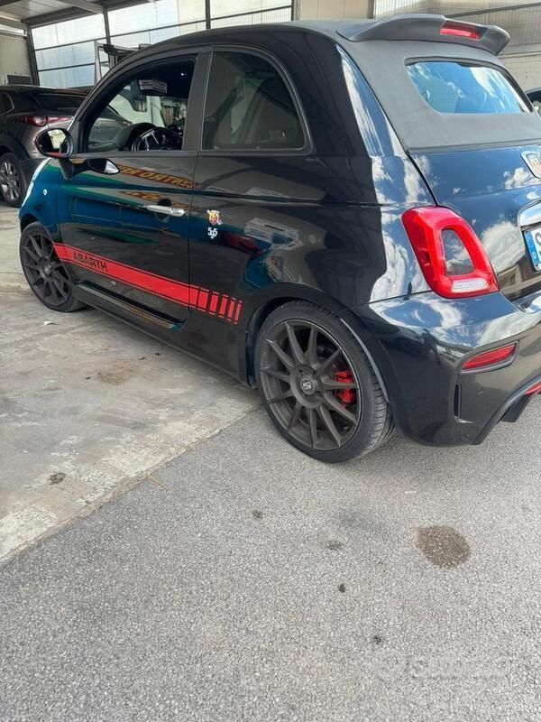 Usata Abarth 595C Competizione 160 CV (117 kW) 2012 Nero Cabrio