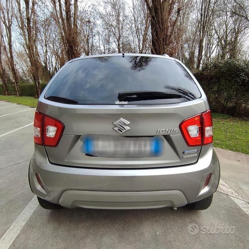 Usata Suzuki Ignis 83 CV (61 kW) 2022 Grigio SUV