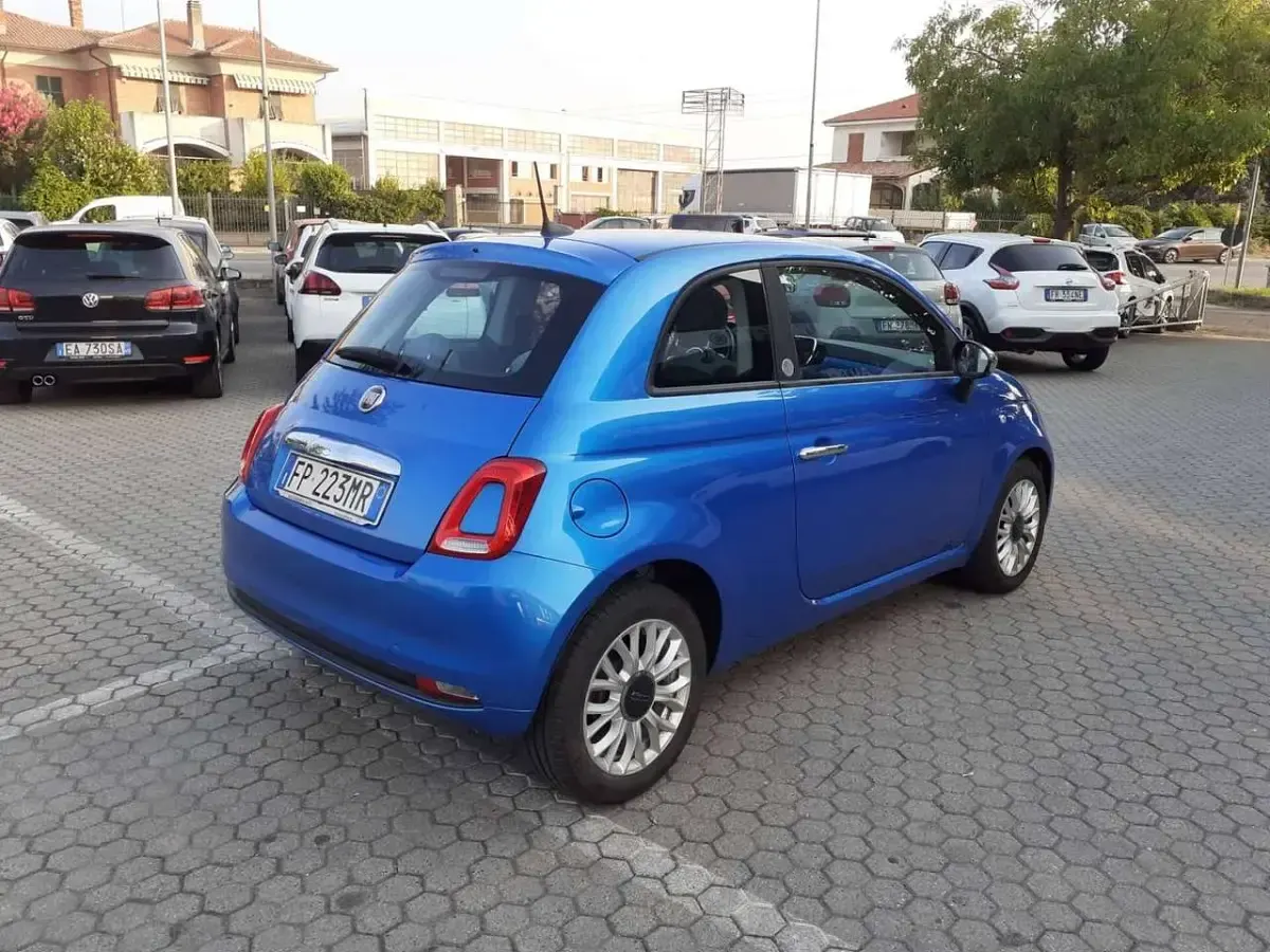 Usata Fiat 500 Mirror 69 CV (50 kW) 2018 Blu/azzurro Utilitaria